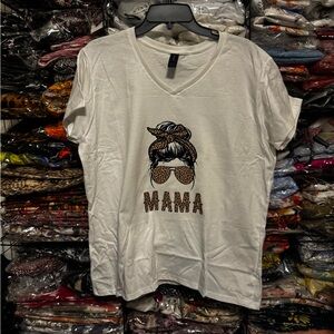 Gildan White 'Mama' Graphic Tee